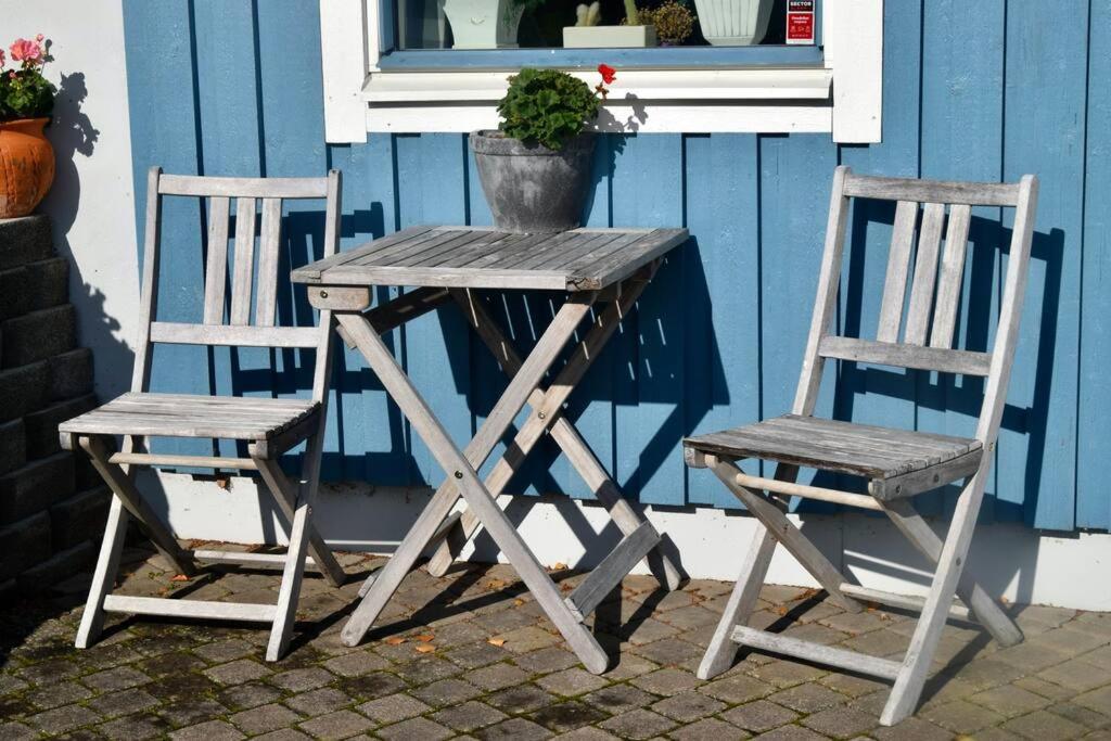 Sjoestuga/Gaesthus I Skaergarden. Akersberga Luaran gambar